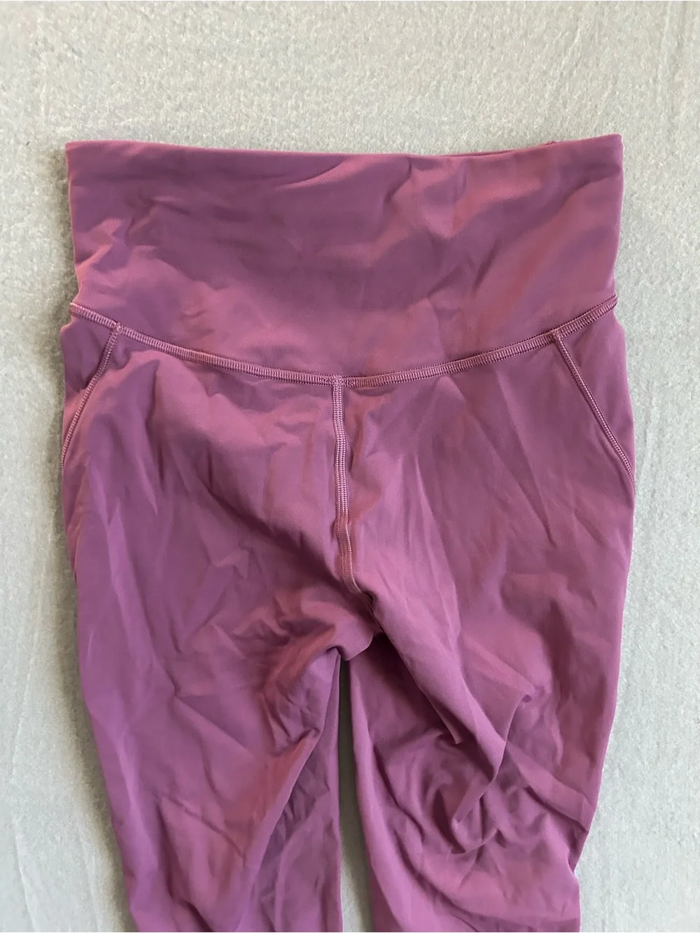 Lululemon Base Pace High Rise Tight in Plum Womens Size 4 w/ 28'' inseam